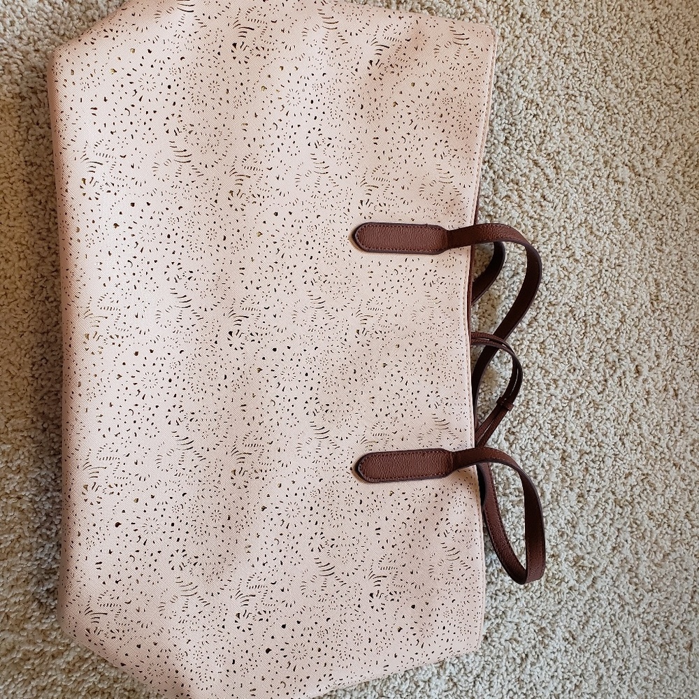 Large tote